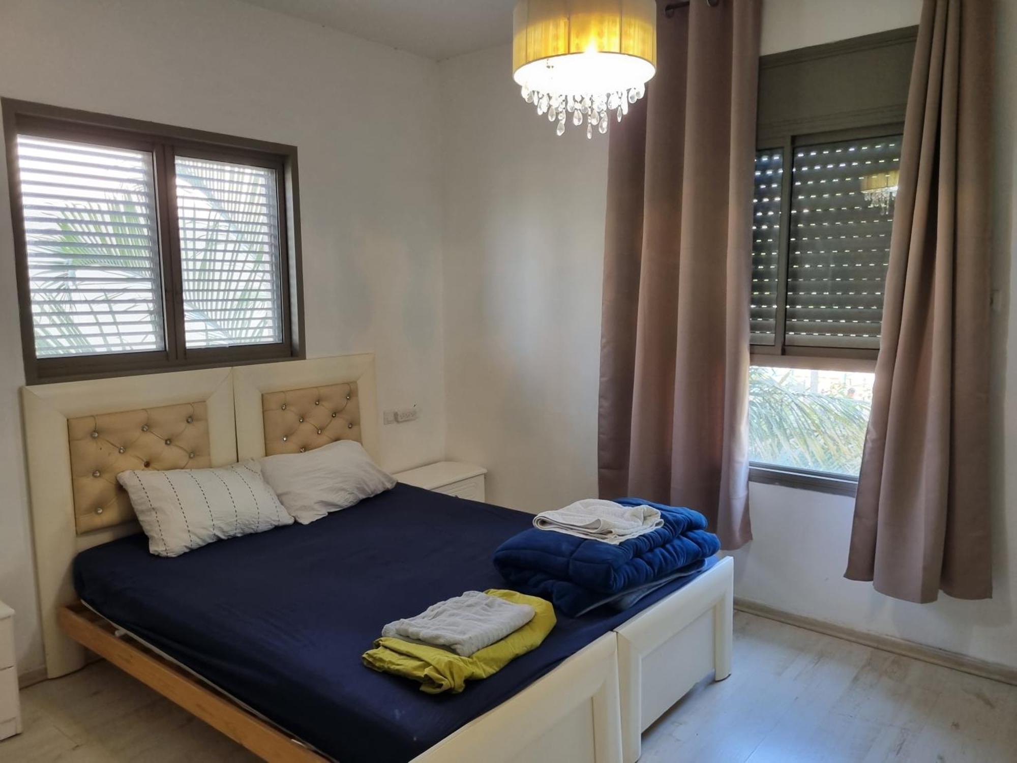 Turdeluxe Company Large 4 Bedroom Apartement In Central Rehovot Ngoại thất bức ảnh